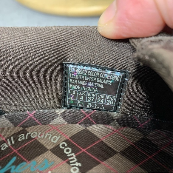 SKECHERS outdoor active brown slip on shoes suede comfort memory foam walking 7 - Picture 10 of 14